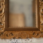 Резное деревянное зеркало